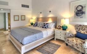 Beachfront Paradise Luxury Penthouse Punta Cana